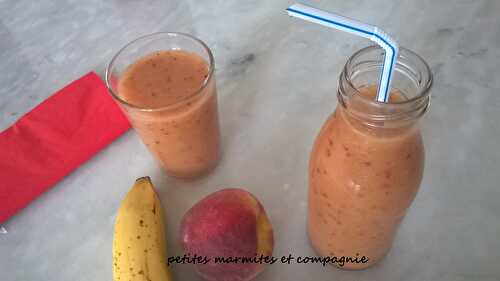 Smoothie pêche banane goyave