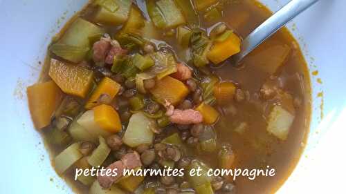 Soupe légumes lentilles lardons