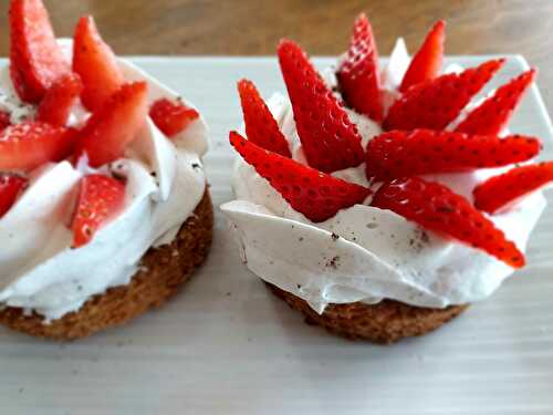 Tartelettes aux fraises sur sablés bretons