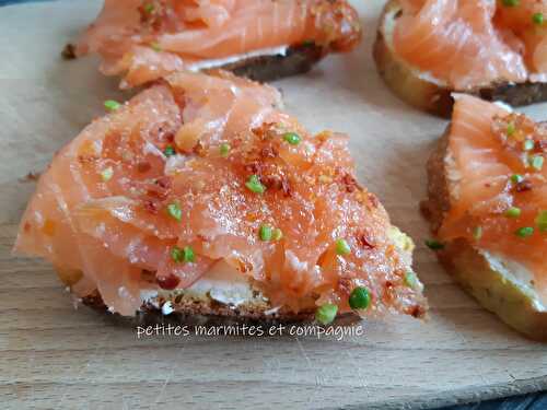 Tartines chèvre saumon