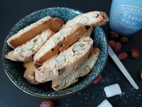 Biscotti aux noisettes