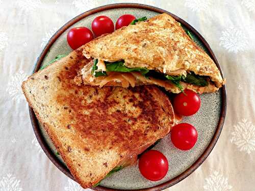 Croque saumon chèvre épinards