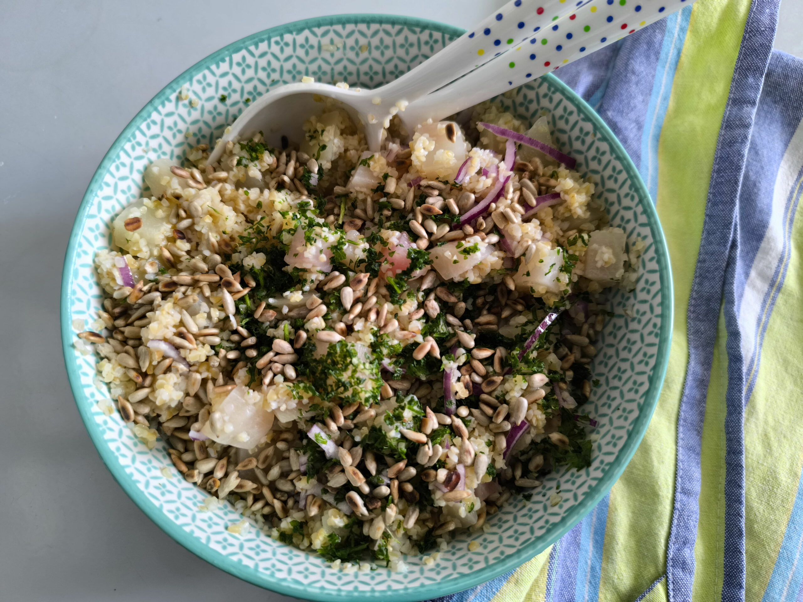 Salade de betteraves chiogga et quinoa de PETITES MARMITES & COMPAGNIE ...