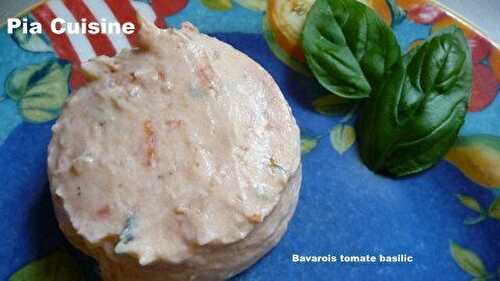 Bavarois à la tomate et au basilic