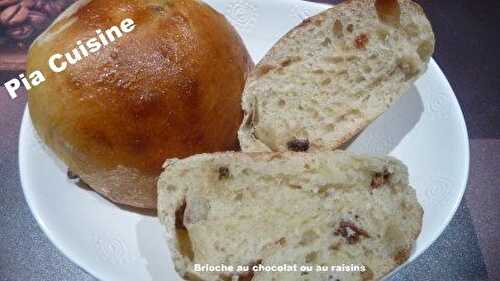 Brioches au chocolat ou aux raisins