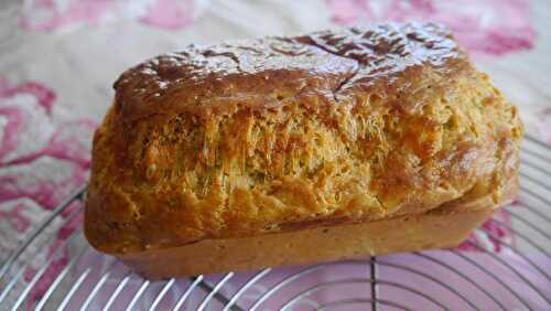 Cake au pesto et à la mozzarella pour apéritif estival