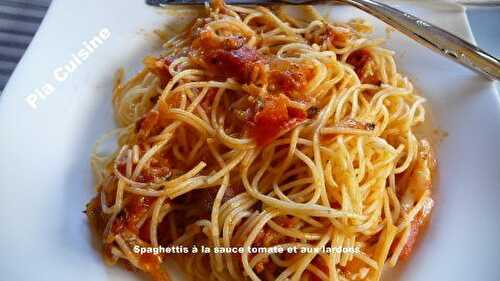 Spaghetti à la sauce tomate et aux lardons