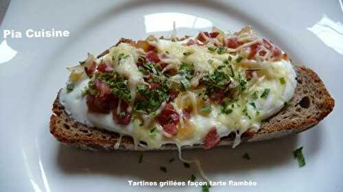 Tartine de pain grillée façon tarte flambée