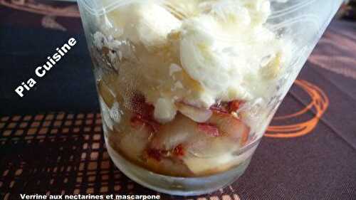 Verrine aux nectarines spéculos et mascarpone