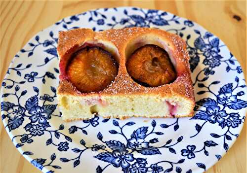 Gâteau polonais aux prunes "placek ze śliwkami"