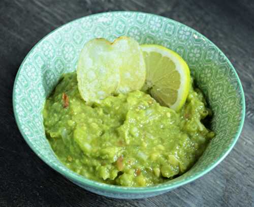 Guacamole, meksykańska pasta z awokado