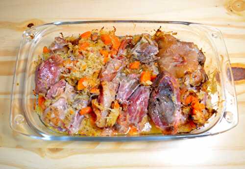 Jambonneau à la bière et à la choucroute