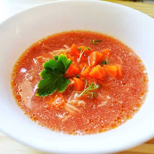 Soupe à la tomate «pomidorówka»