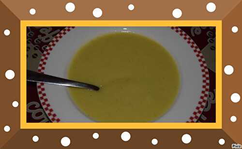 Velouté de courgettes, pommes de terre et coriandre