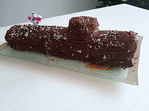 Bûche roulée au chocolat, noisette