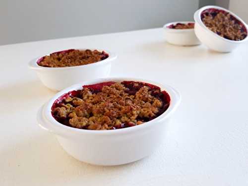 Crumble pistache, framboise et chocolat blanc