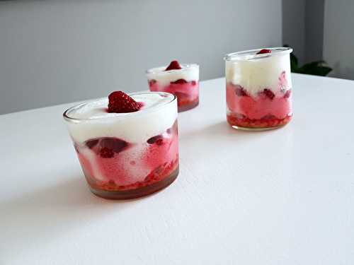 Verrines mousse de citron aux framboises