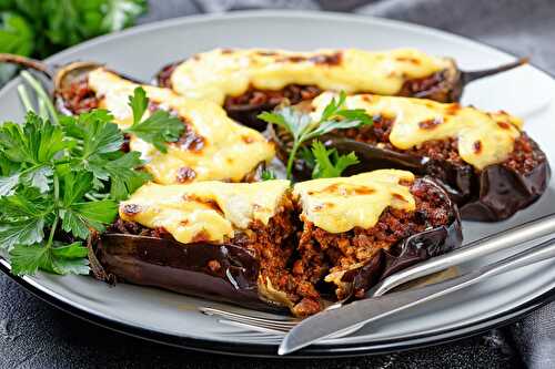 Aubergines farcies à la viande hachée et à la béchamel