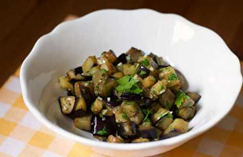 Aubergines sautées à l'ail et le persil