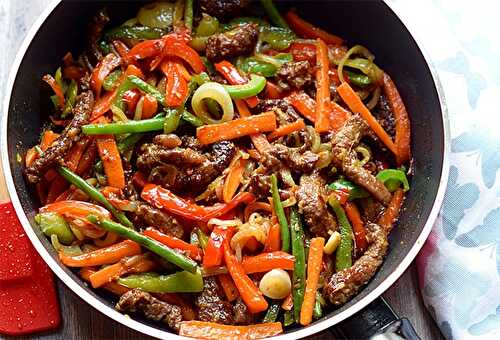 Boeuf aux légumes et à la sauce soja