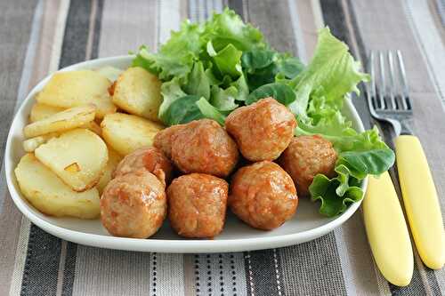 Boulettes de poisson aux pommes de terre et courgettes