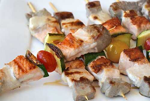 Brochettes de poisson et courgettes