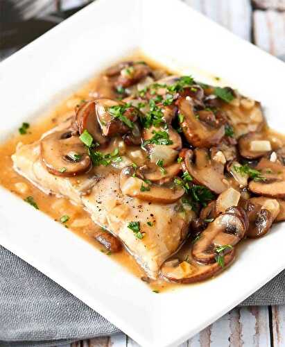 Filets de poisson à la crème et champignons