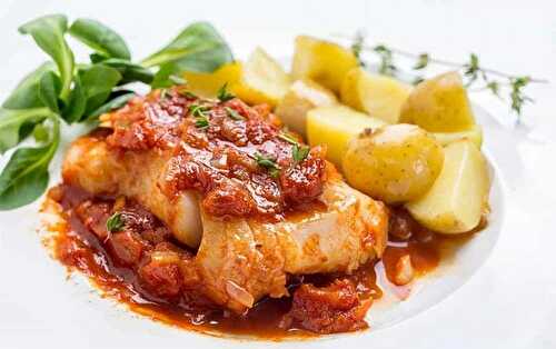 Filets de poisson à la sauce crémeuse à la tomate