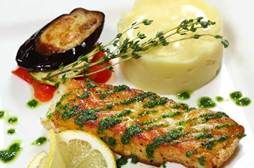 Filets de poisson au pesto : Un plat simple et délicieux que vous pouvez préparer en 30 minutes
