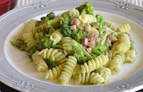 Fusillis au brocoli et lardons WW