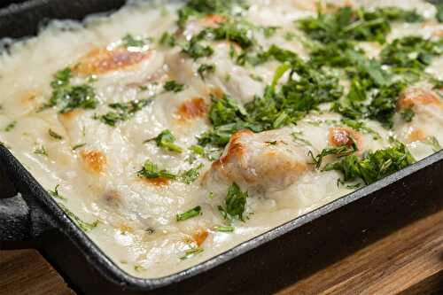 Gratin de poulet à la crème et aux champignons : Un plat simple et délicieux