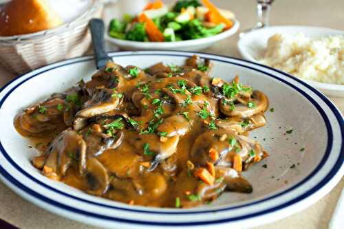 Le plat tendance de la semaine : Blancs de poulet au skyr et champignons