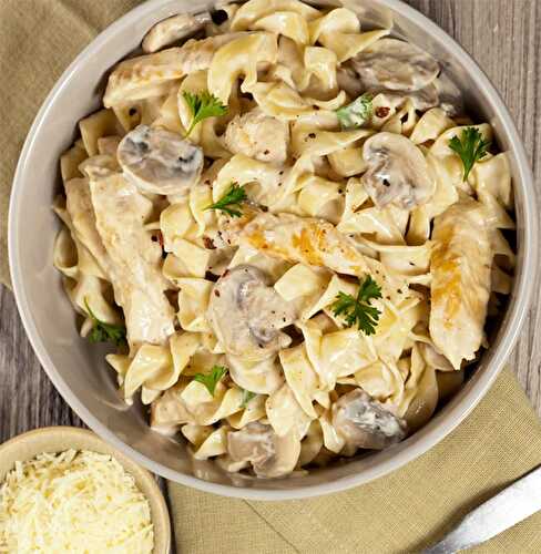 One pan pasta au poulet et champignons