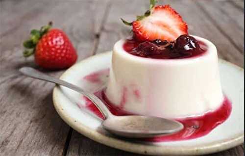 Panna cotta au coulis de fraise avec Thermomix