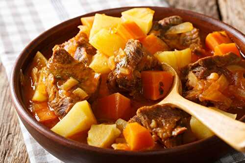 Ragout d'agneau aux pommes de terre et carottes