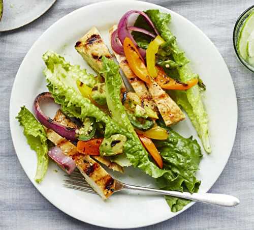 Salade de poulet à la sauce au citron