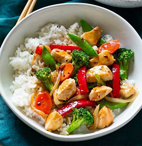 Wok de blanc de poulet aux légumes