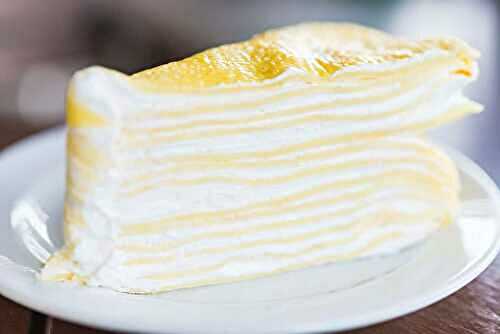 Gâteau de crêpes et crème de citron