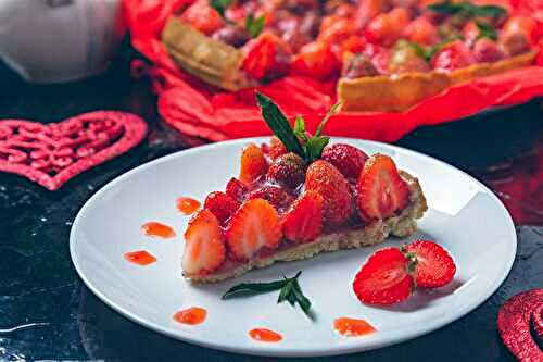 Tarte Frangipane aux Fraises: Une Fusion Gourmande à Ne Pas Manquer