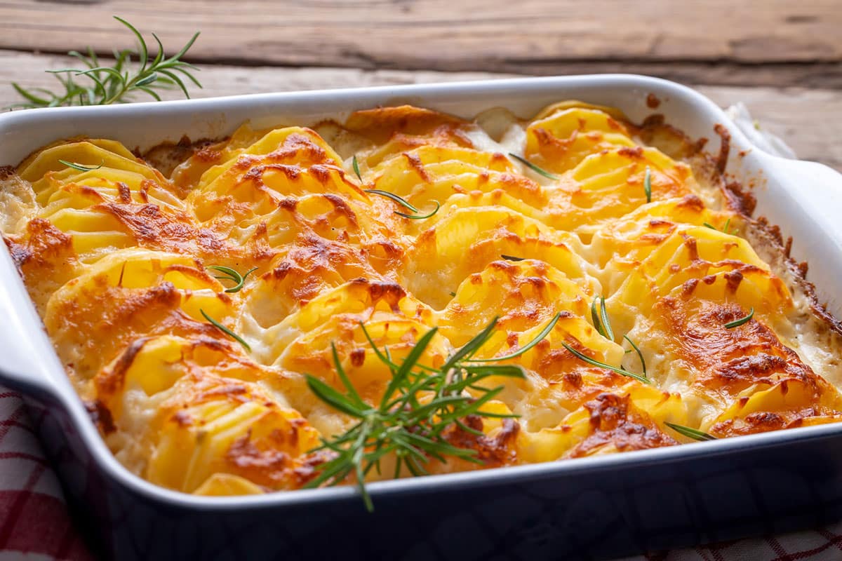 Chaleur et Saveur : 4 Gratins Hivernaux avec les Meilleurs Légumes de Saison