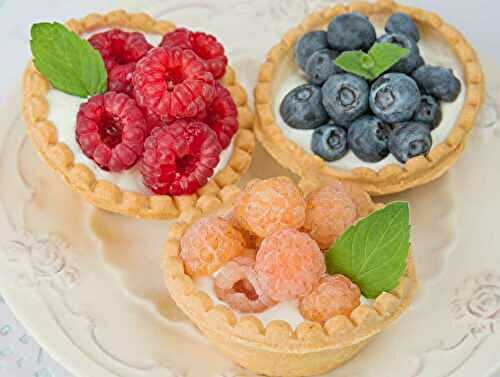 Petits Plaisirs Gourmands : Tartelettes à la Crème et aux Fruits