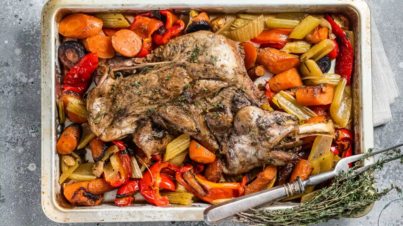 Épaule d'agneau rôtie au four
