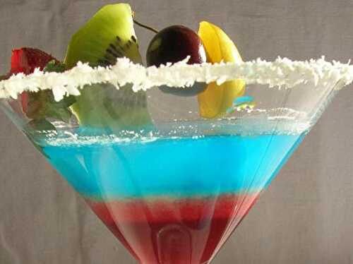 Cocktail aux fraises et au Curaçao bleu au Thermomix - Plat et Recette