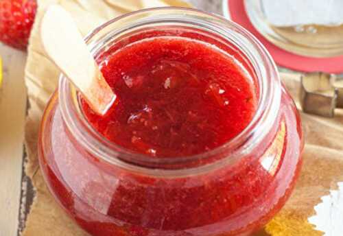 Confiture aux Fraises et à la Rhubarbe au Thermomix