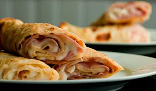 Crêpes légères au jambon et fromage