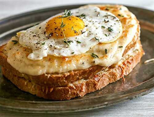 Croque-madame au jambon emmental