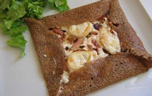 Galette bretonne au chèvre frais et lardons