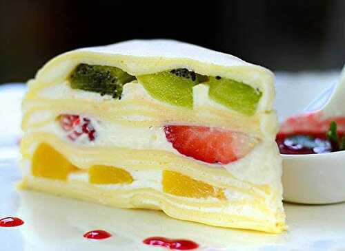 Gâteau crêpes et fruits