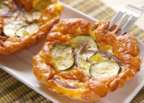 Mini-Quiches Sans Pâte aux Courgettes et Oignon