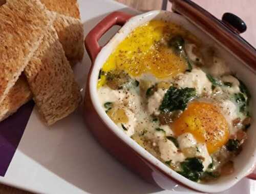 Oeufs Cocotte aux Épinards et Feta